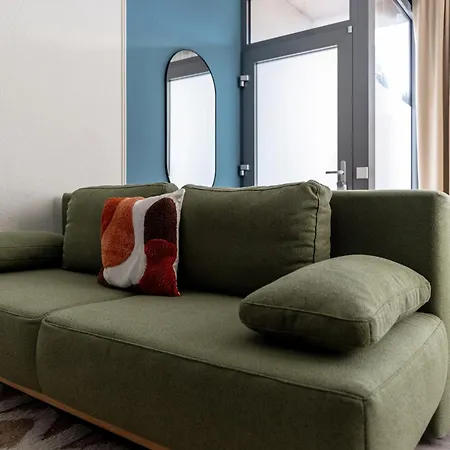 Modern Living Apartment - Naehe Stadtpark, U-Bahn, Altstadt, 2-Zimmer Apartment