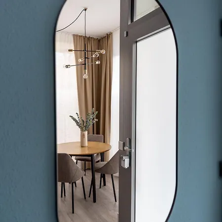 Modern Living Apartment - Naehe Stadtpark, U-Bahn, Altstadt, 2-Zimmer Nuremberg