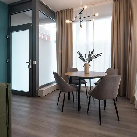 Modern Living Apartment - Naehe Stadtpark, U-Bahn, Altstadt, 2-Zimmer * Nuremberg