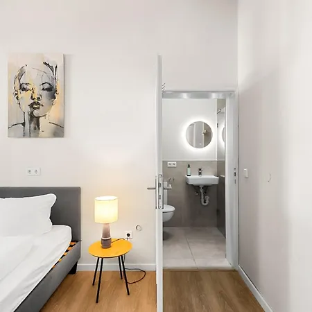 2-zimmer - Parken - Naehe Stadtpark, Altstadt, U-bahn Apartamento *